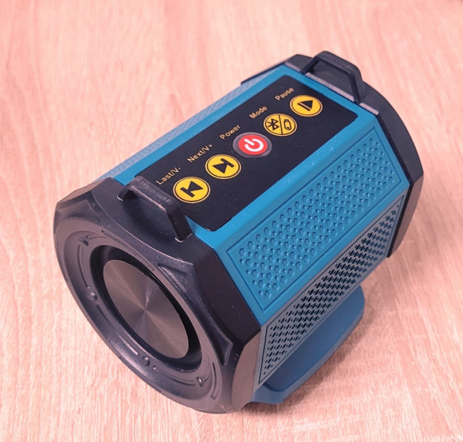 Bluetooth-динамик для аккумуляторов Makita LXT 14.4-18В