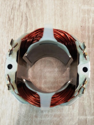 Статор для монтажной отрезной пилы Makita 2414NB, 2414B, 2414EN 636008-4