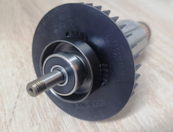 Якорь для цепной пилы Makita UC3020A, UC3520A, UC4020A 513713-9