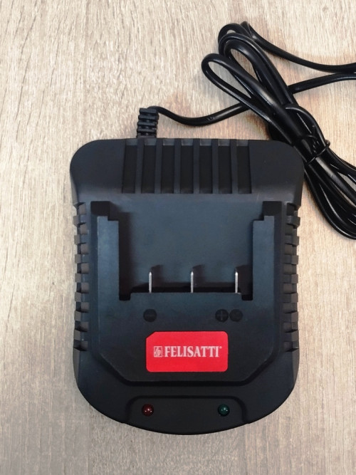 Зарядное устройство Felisatti ЗУ-4A/Л3 18В 4А/ч 5710.5.0.00